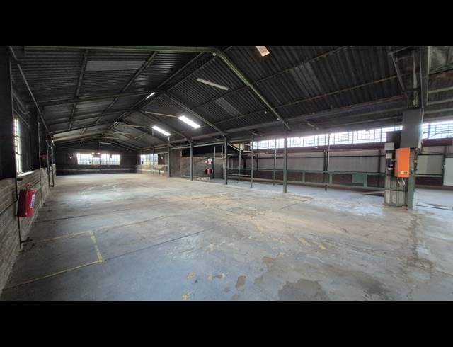 1,149M² FACTORY TO LET IN ANDERBOLT